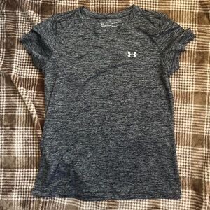 Under Armour loose Athletic Top